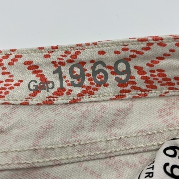 GAP SUMMER CUT OFFS SHORTS SIZE 25 ORANGE AND WHITE - Picture 6 of 6